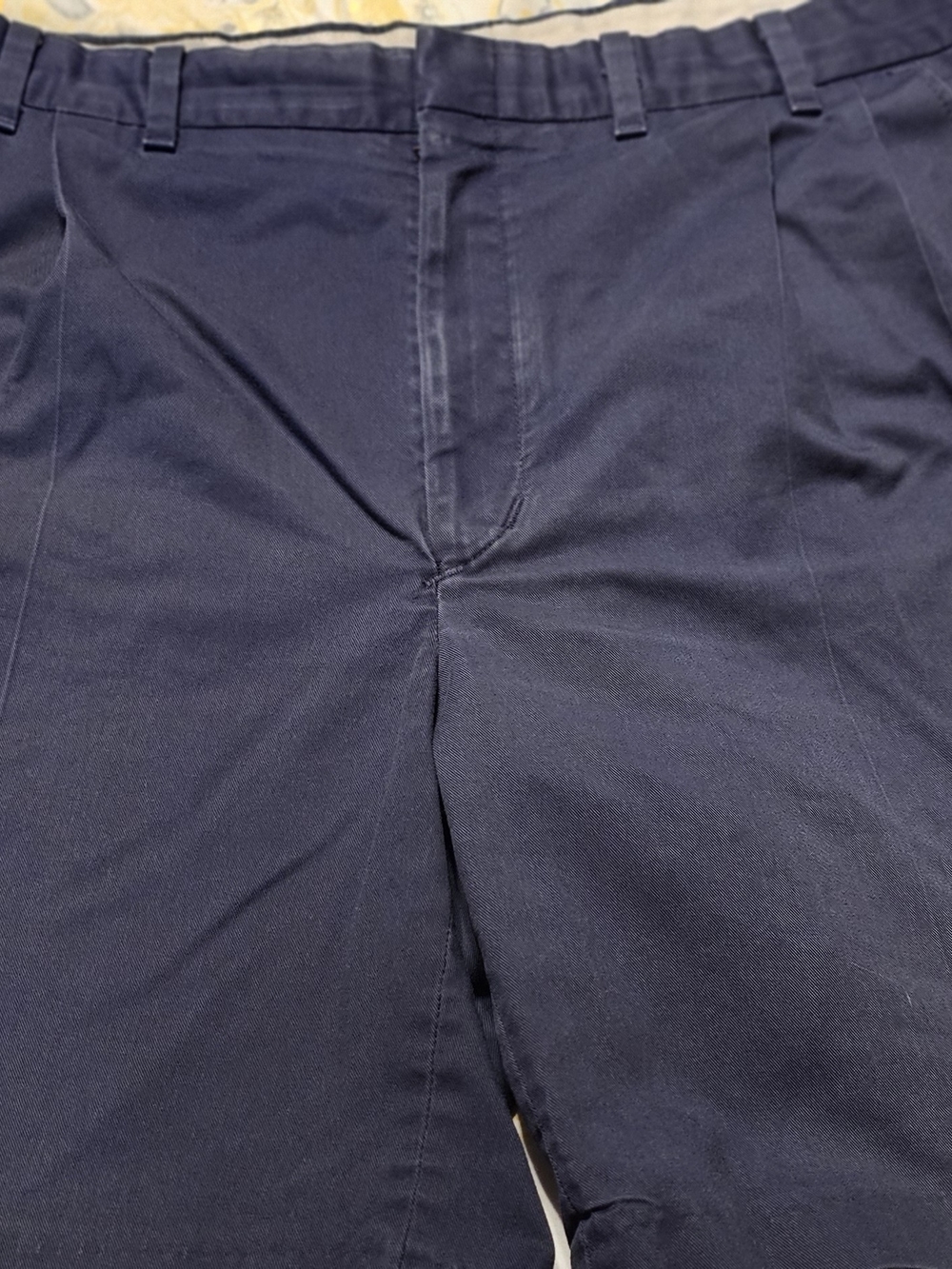 Men's Flat-Front Navy Shorts - Classic Everyday Style
